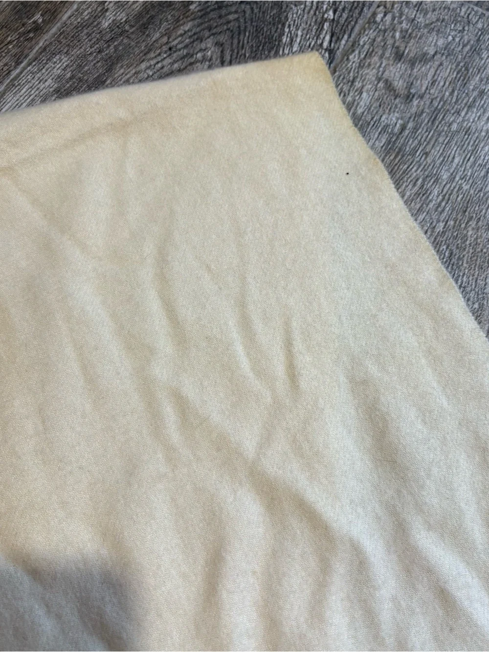 Club Room Unisex Scarf Ivory 100% Cashmere Luxury Fringe Winter Accessory